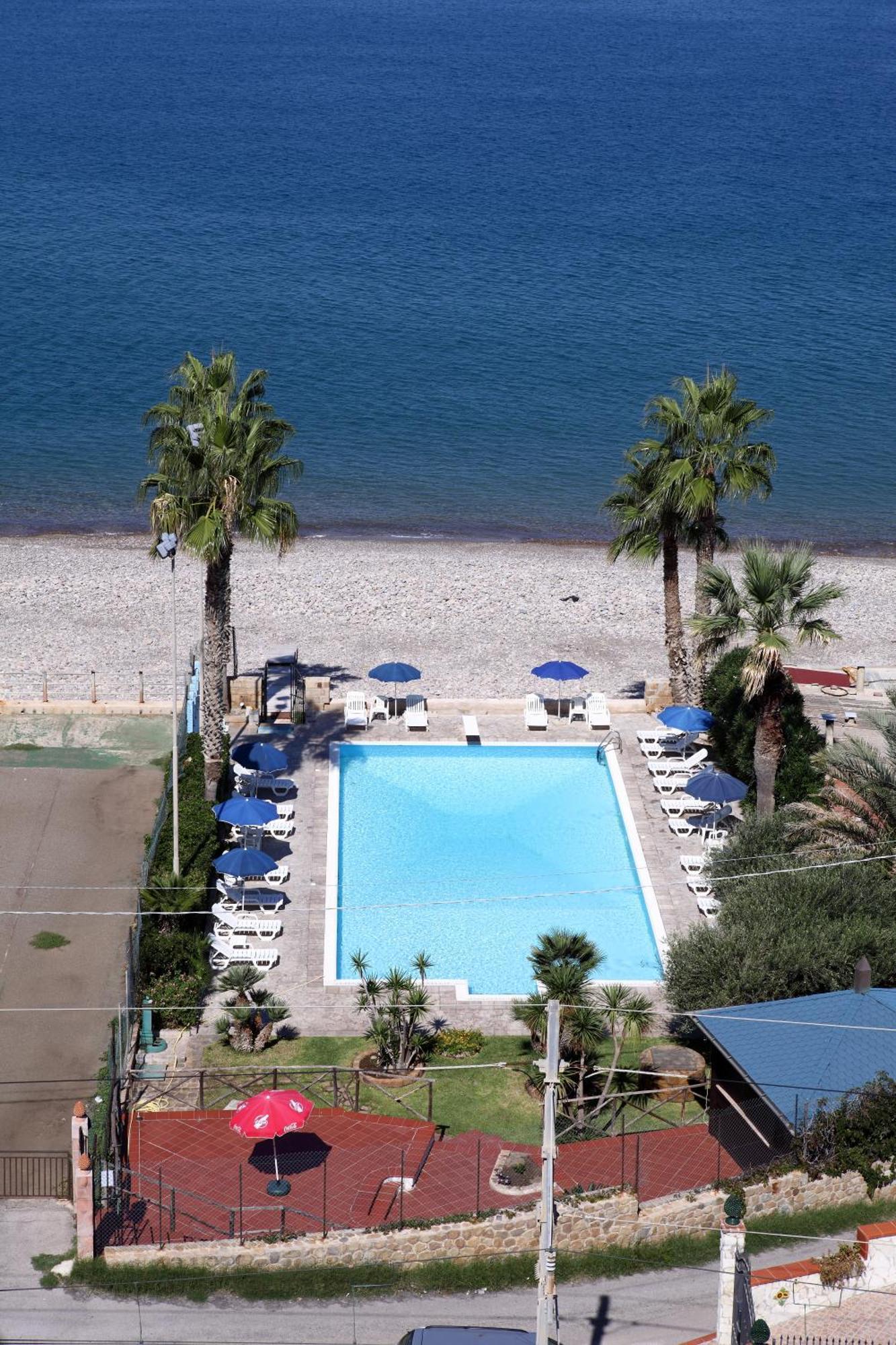 Hotel Za Maria Santo Stefano di Camastra Quarto foto